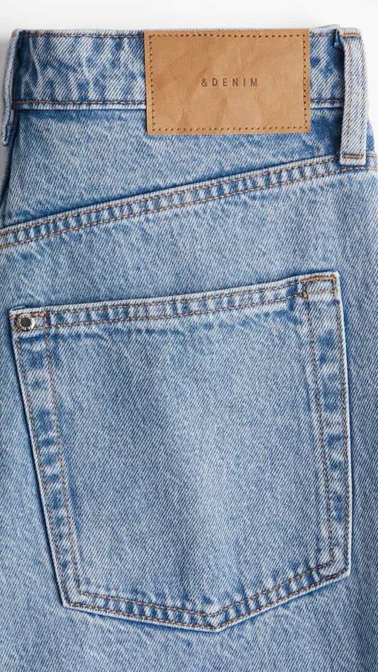 Pre-Loved H&M Curvy Fit Wide Ultra High Jeans