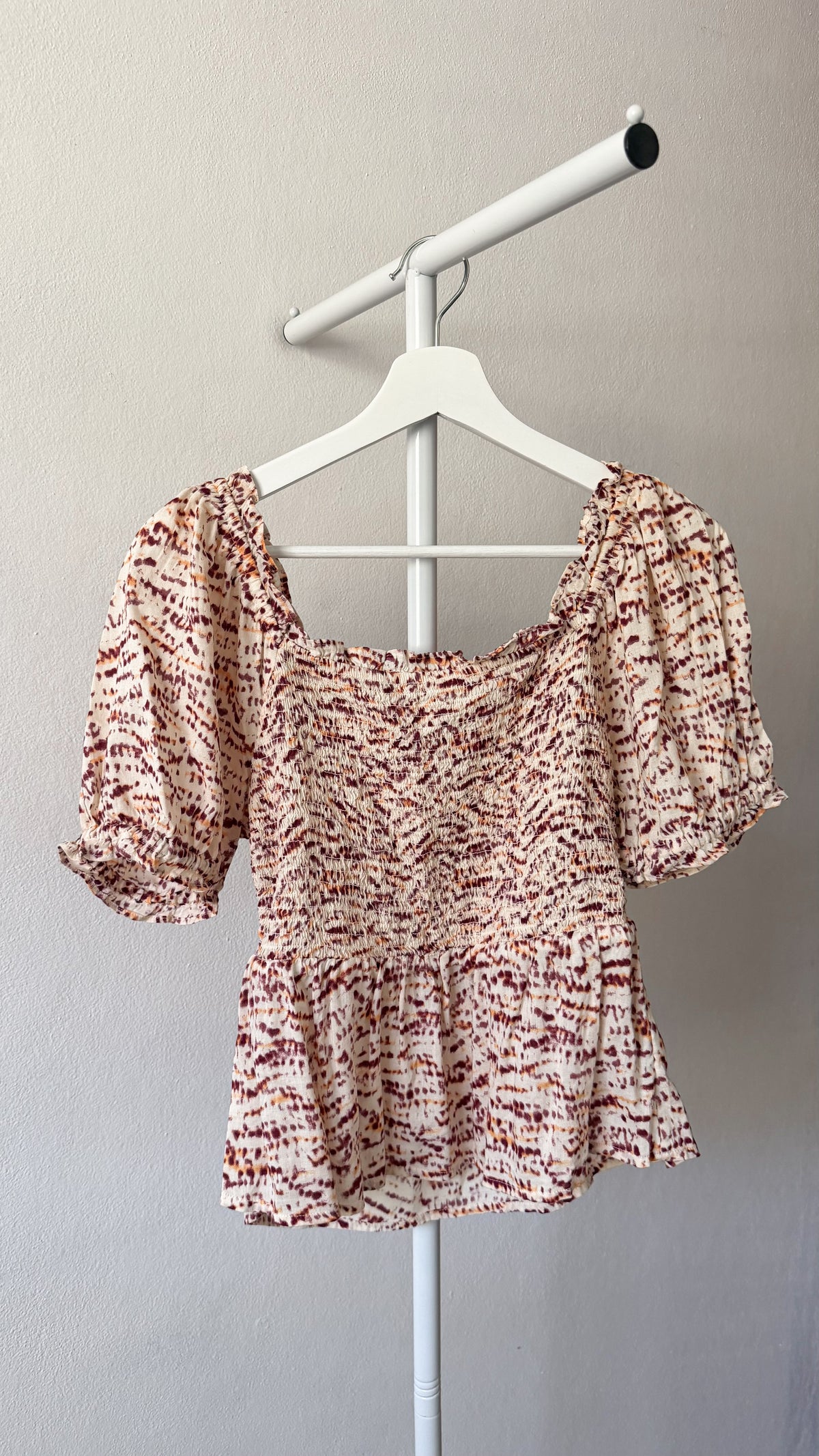 Pre-Loves Top