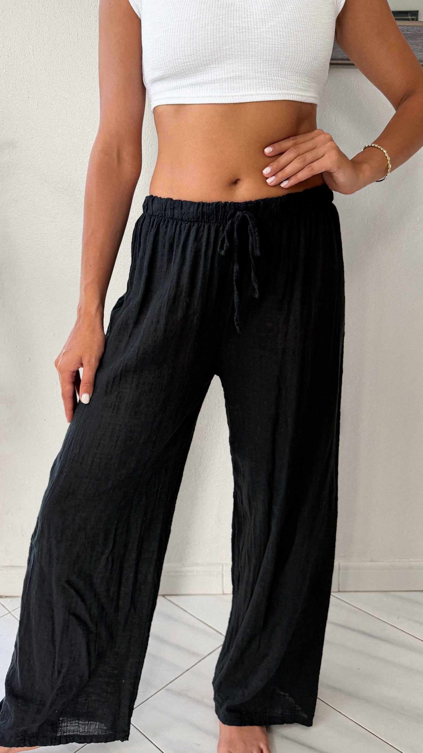 Pia Bottom