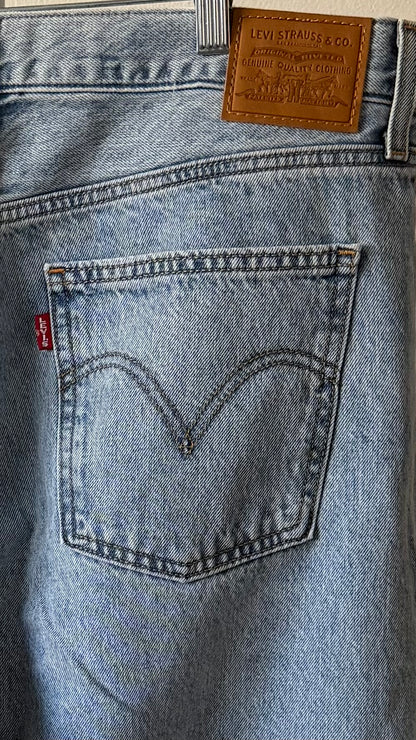 Pre-Loved Levis Jeans