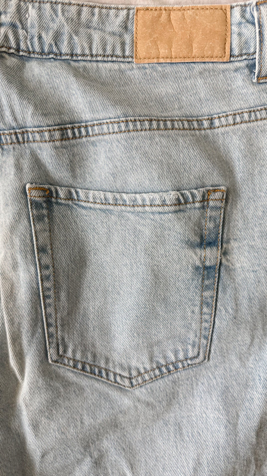 Pre-Loved Mom Jeans